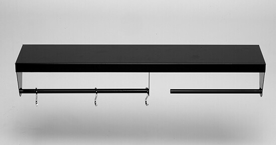 Konsole mit Aufhängeschiene für Kochbesteck
und Küchenrollenhalter
600 x 150 x 150 mm H
Schwarz RAL 9004